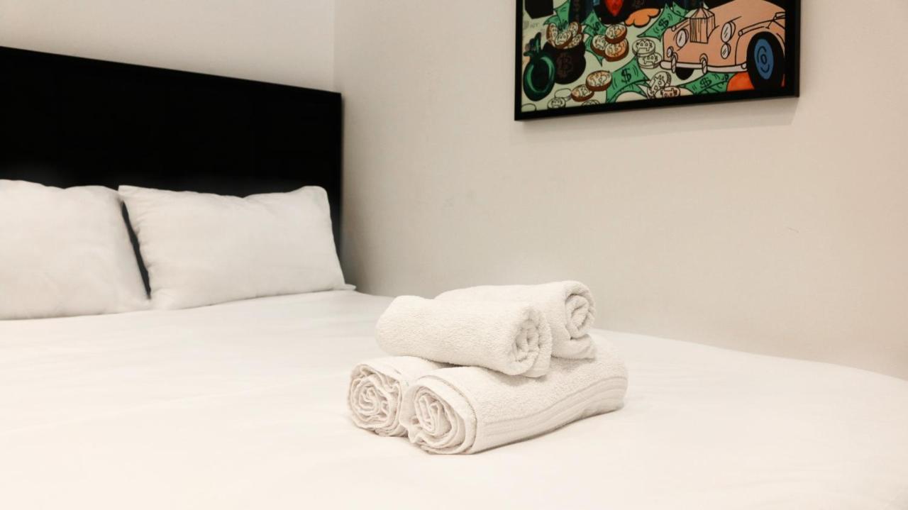 Underground Hotel เทลอาวีฟ ภายนอก รูปภาพ