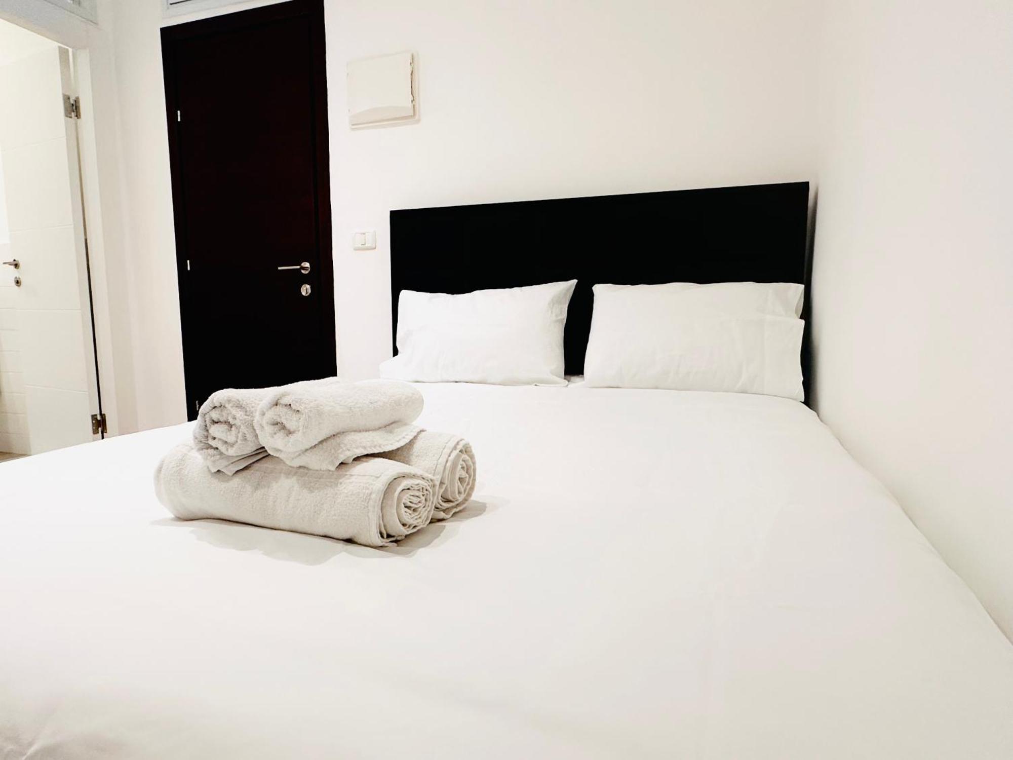 Underground Hotel เทลอาวีฟ ภายนอก รูปภาพ
