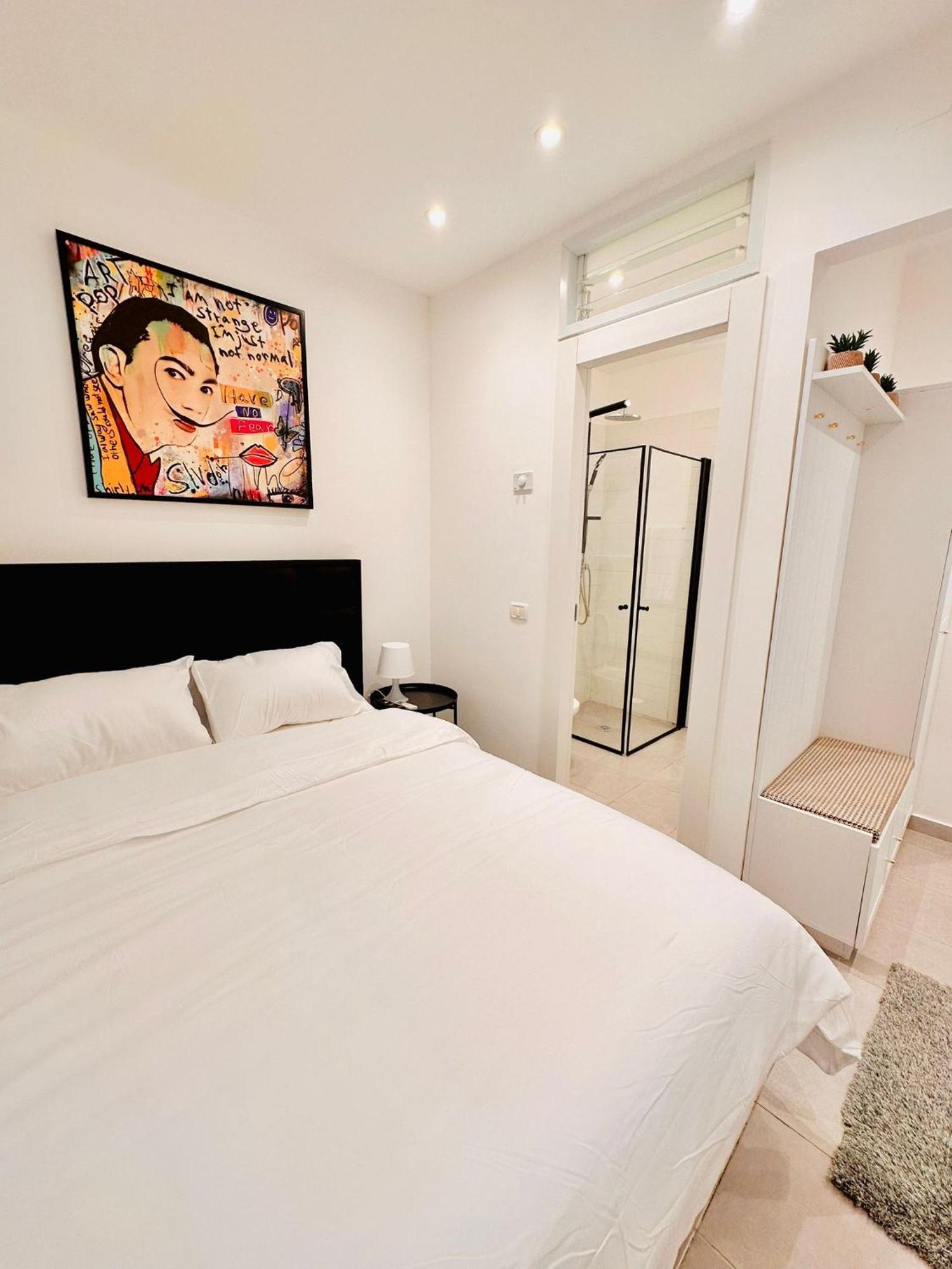 Underground Hotel เทลอาวีฟ ภายนอก รูปภาพ